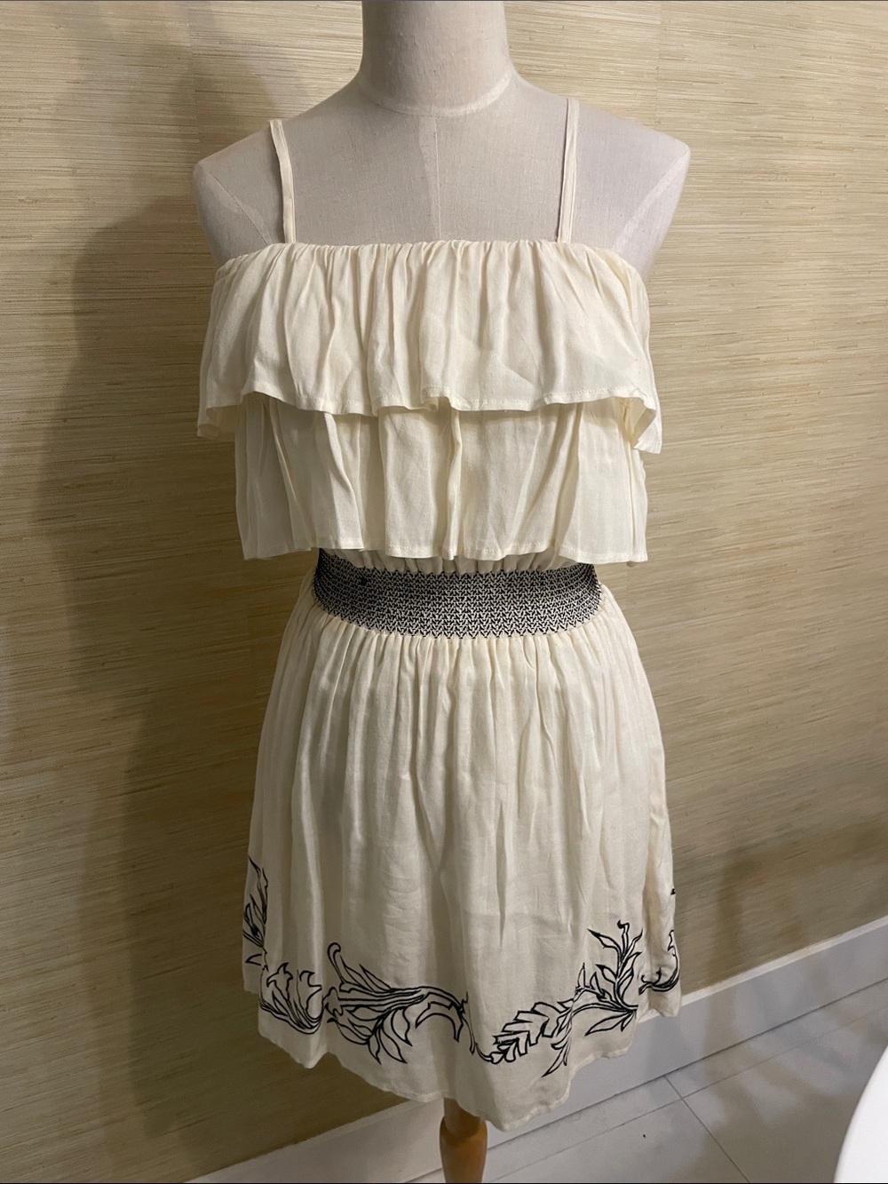 Women's Cream Ruffled Smocked-Waist Skirt Set